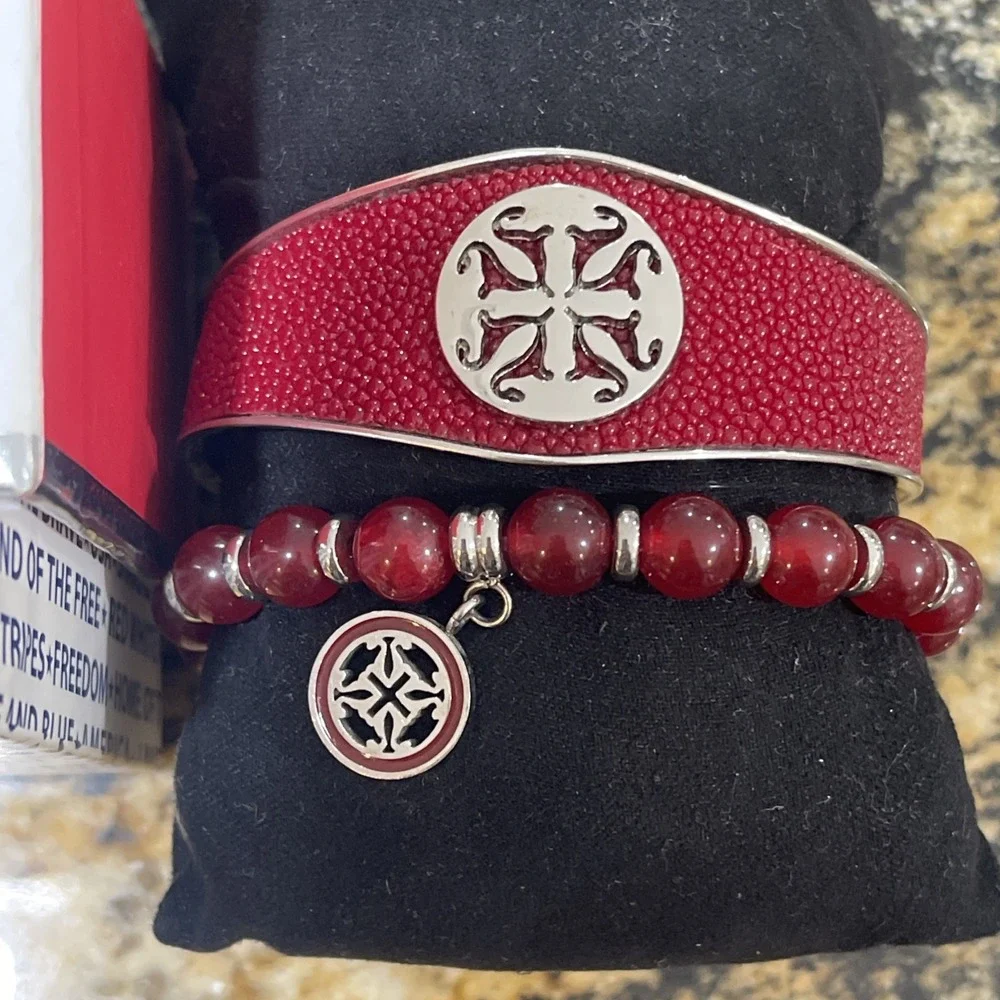 Patriotic Rustic Cuff Set Of 2 Bracelets One Stretch One Metal Cuff Red & Silver